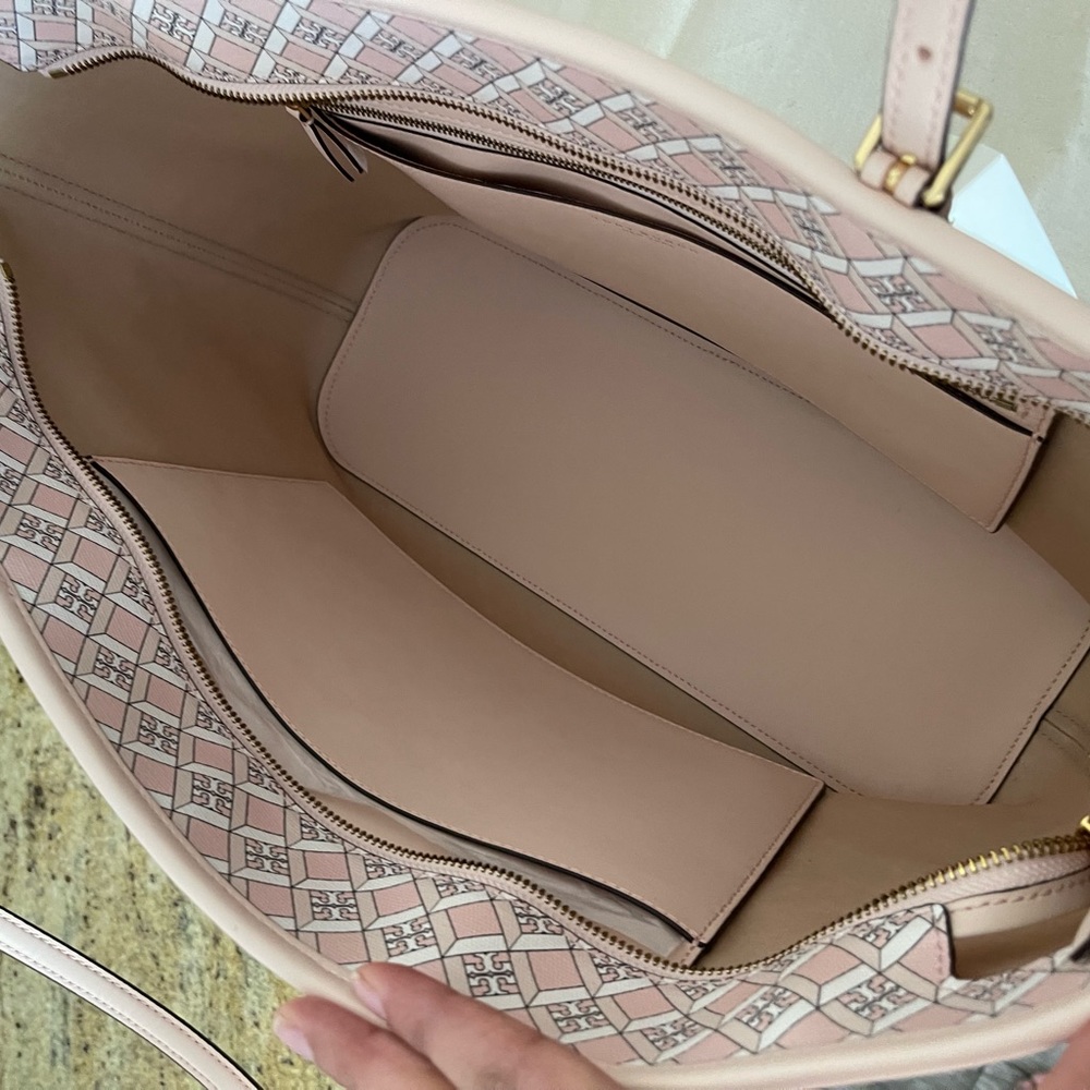 New Tory Burch geo logo targe zip tote - Picture 7 of 10